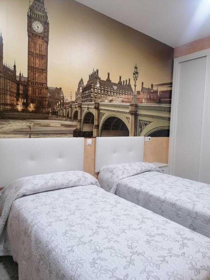 Hostal Restaurante Casa Isabel Gamonal ภายนอก รูปภาพ